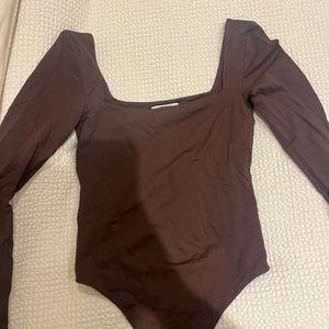 Aritzia Babaton Bodysuit